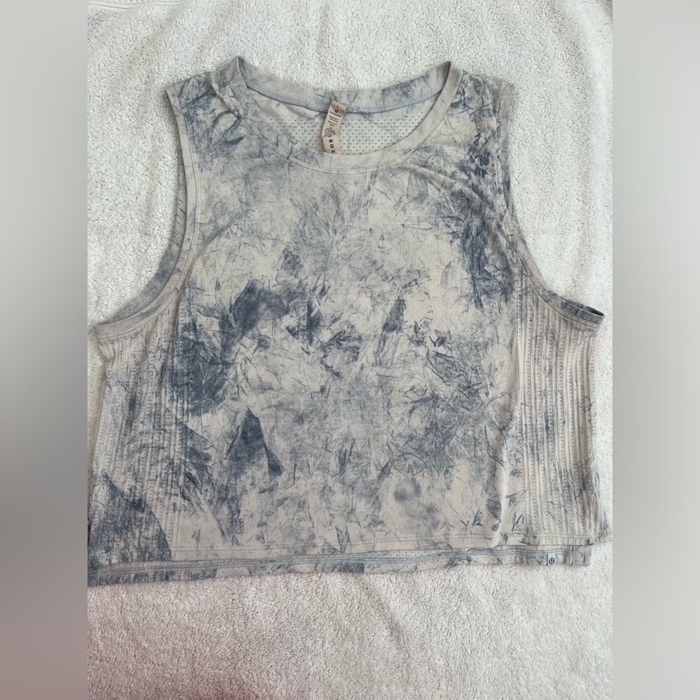 Lululemon Tank